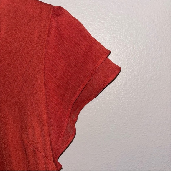 IN SAN Francisco NWT Terracotta V-Neck Women's Top - Picture 2 of 6